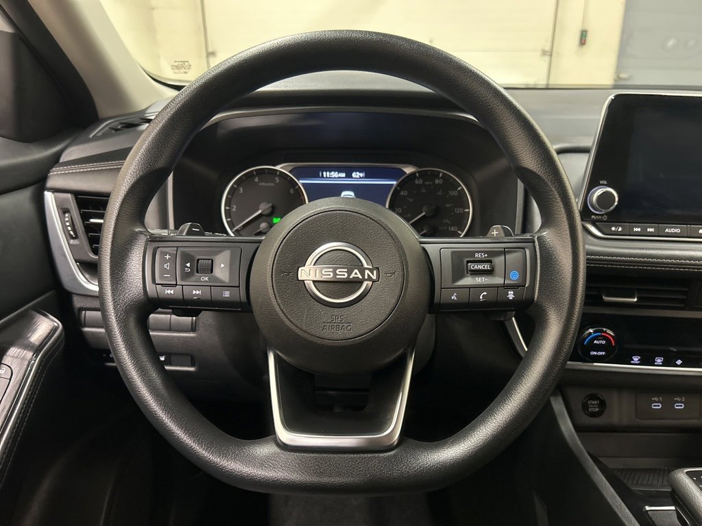 Used 2024 Nissan Rogue SV image 17