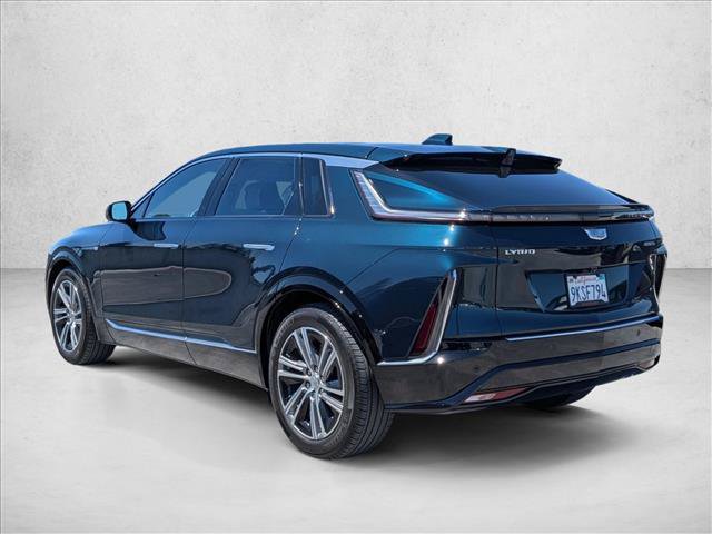 Used 2024 Cadillac Lyriq Luxury AWD/4WD image 7