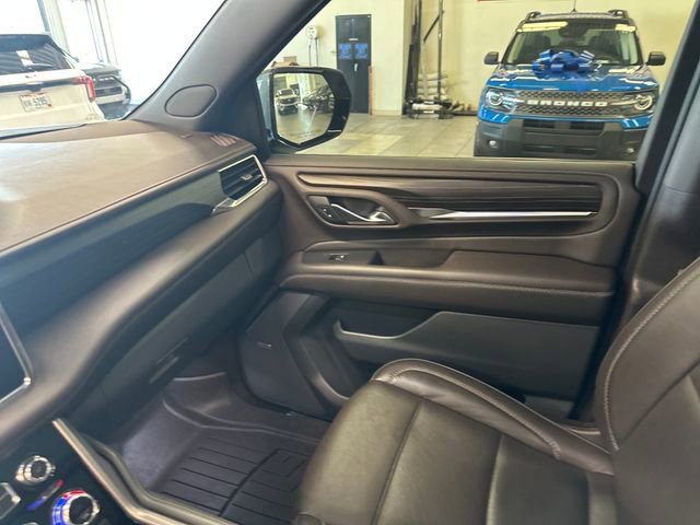 Used 2022 GMC Yukon XL Denali AWD/4WD image 27