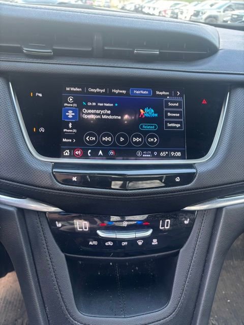 Used 2024 Cadillac XT5 Premium Luxury w/ LPO, Floor Liner Package AWD/4WD image 10