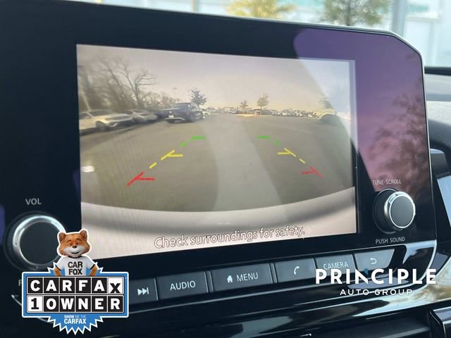 Used 2024 Nissan Pathfinder SV image 24