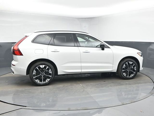 New 2026 Volvo XC60 B5 Plus w/ Protection Package Premier image 8
