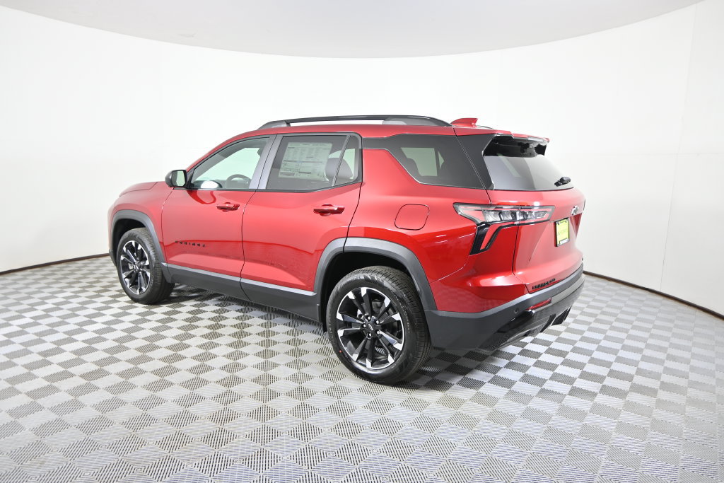 New 2027 Chevrolet Equinox RS w/ Safety and Technology Package AWD/4WD image 4
