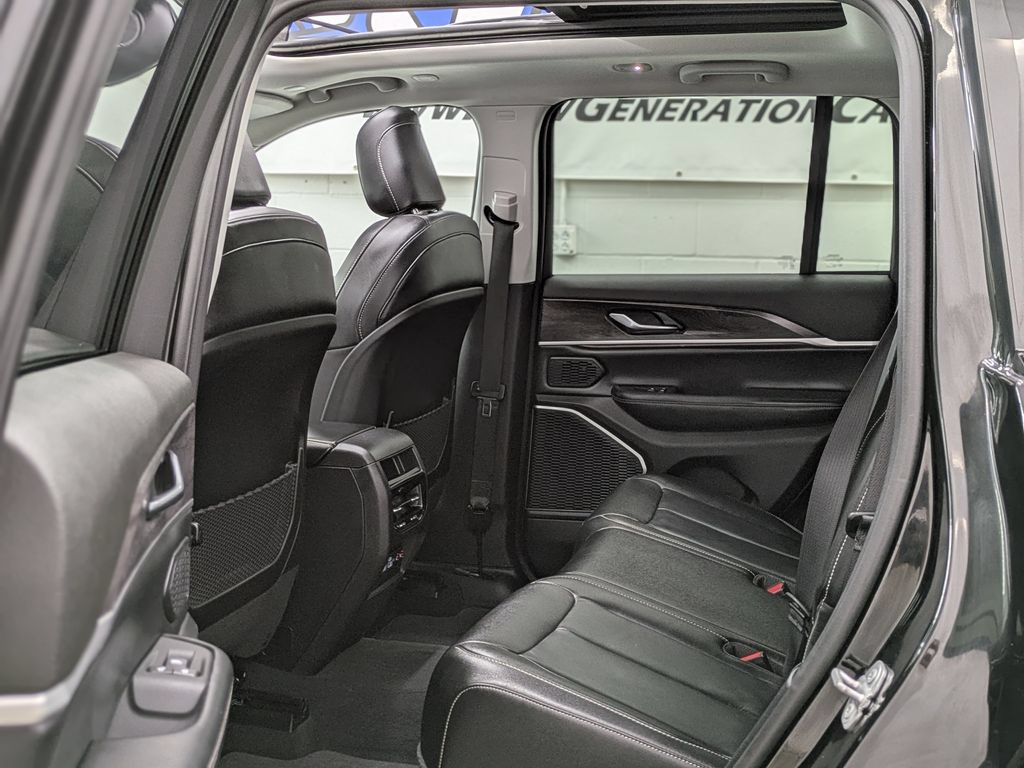 Used 2022 Jeep Grand Cherokee Limited 4xe AWD/4WD image 27