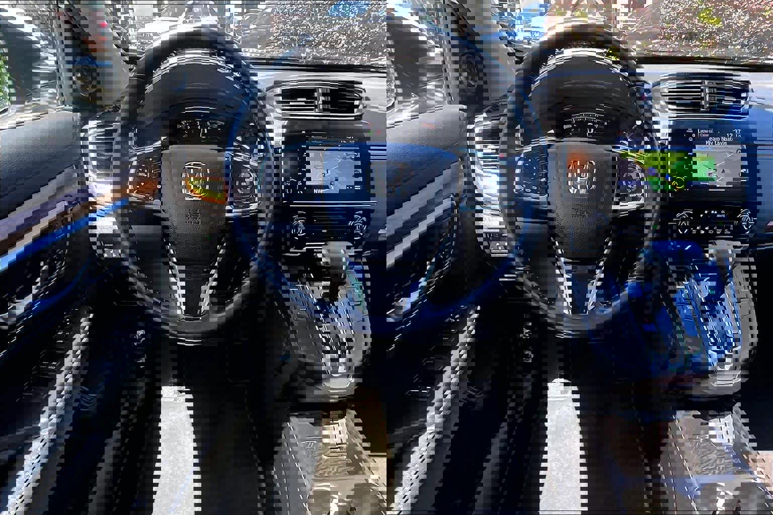 Used 2018 Honda CR-V Touring image 6