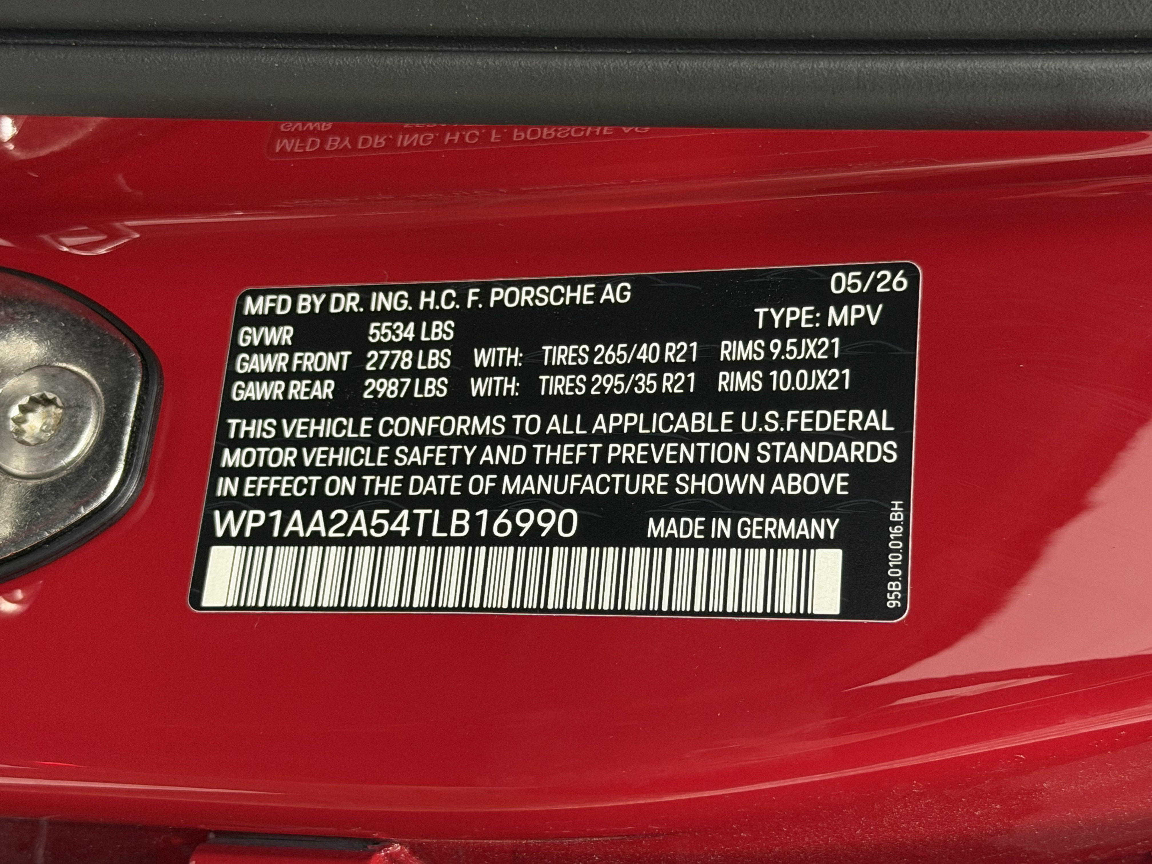 New 2026 Porsche Macan Turbo AWD/4WD image 63