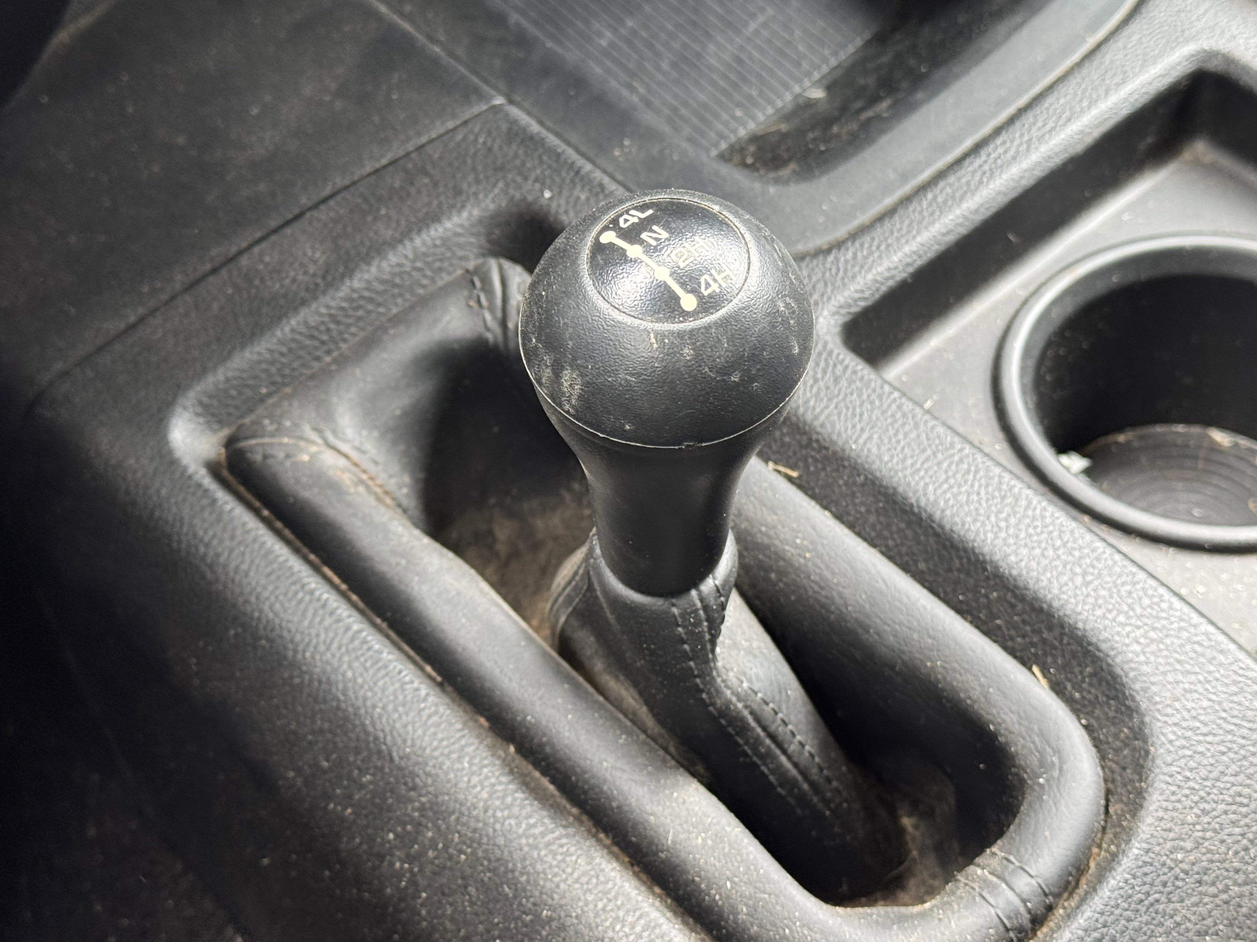 Used 2015 RAM 2500 Tradesman w/ Chrome Appearance Group image 11