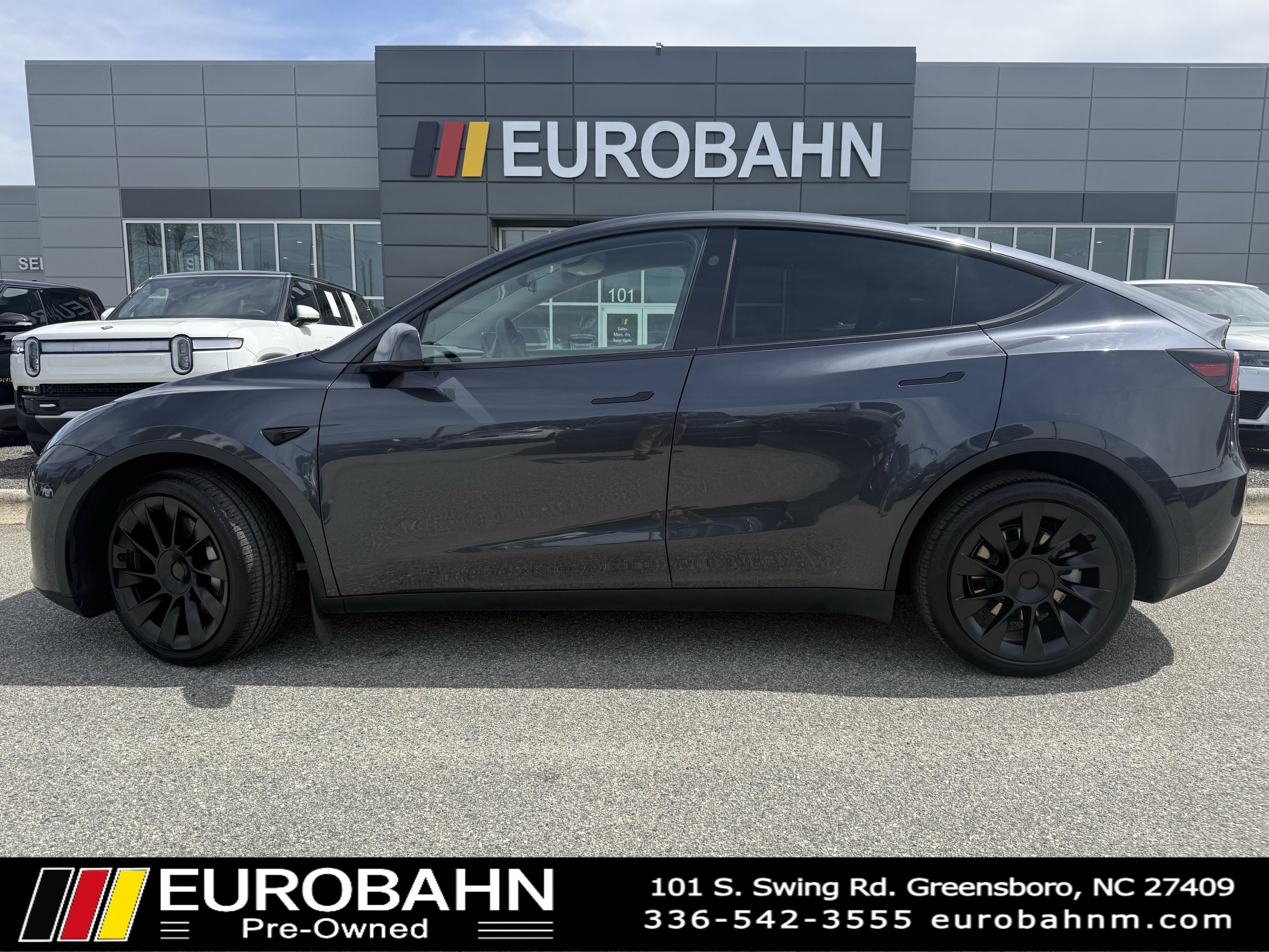 Used 2024 Tesla Model Y Long Range image 3