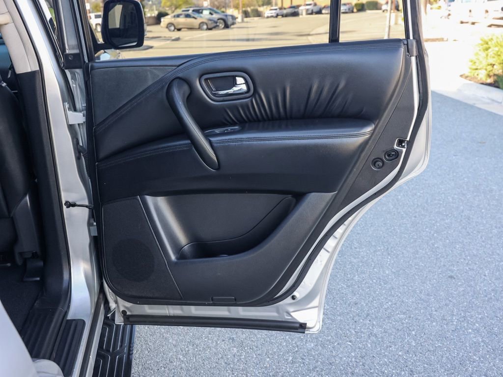 Used 2022 Nissan Armada SV image 19