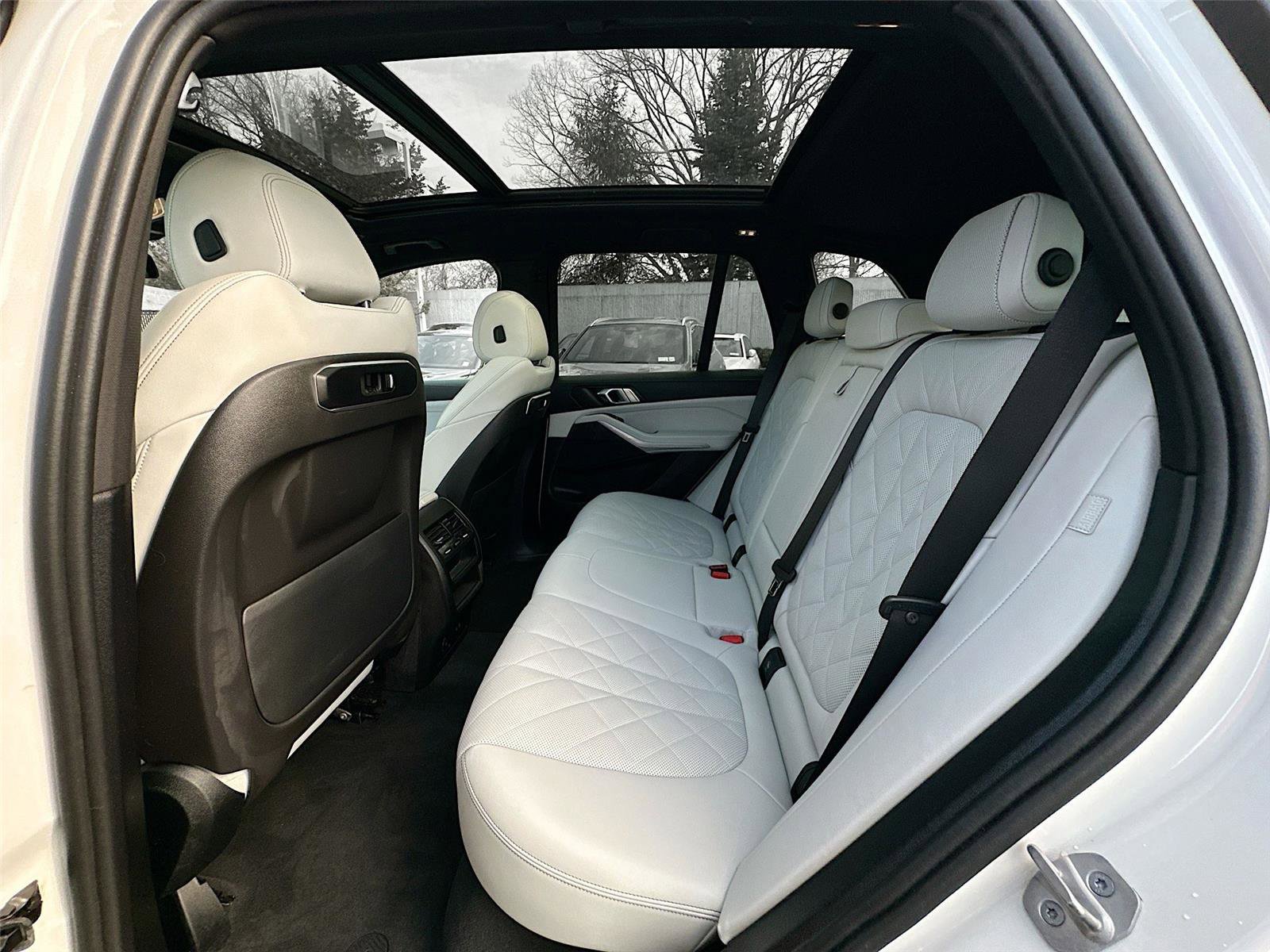 Certified 2024 BMW X5 xDrive50e w/ Parking Assistance Package image 25