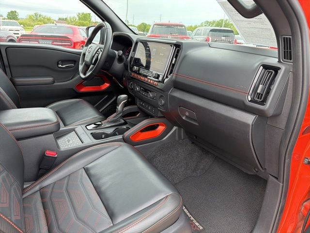 Used 2025 Nissan Frontier PRO-4X w/ Pro Premium Package AWD/4WD image 13