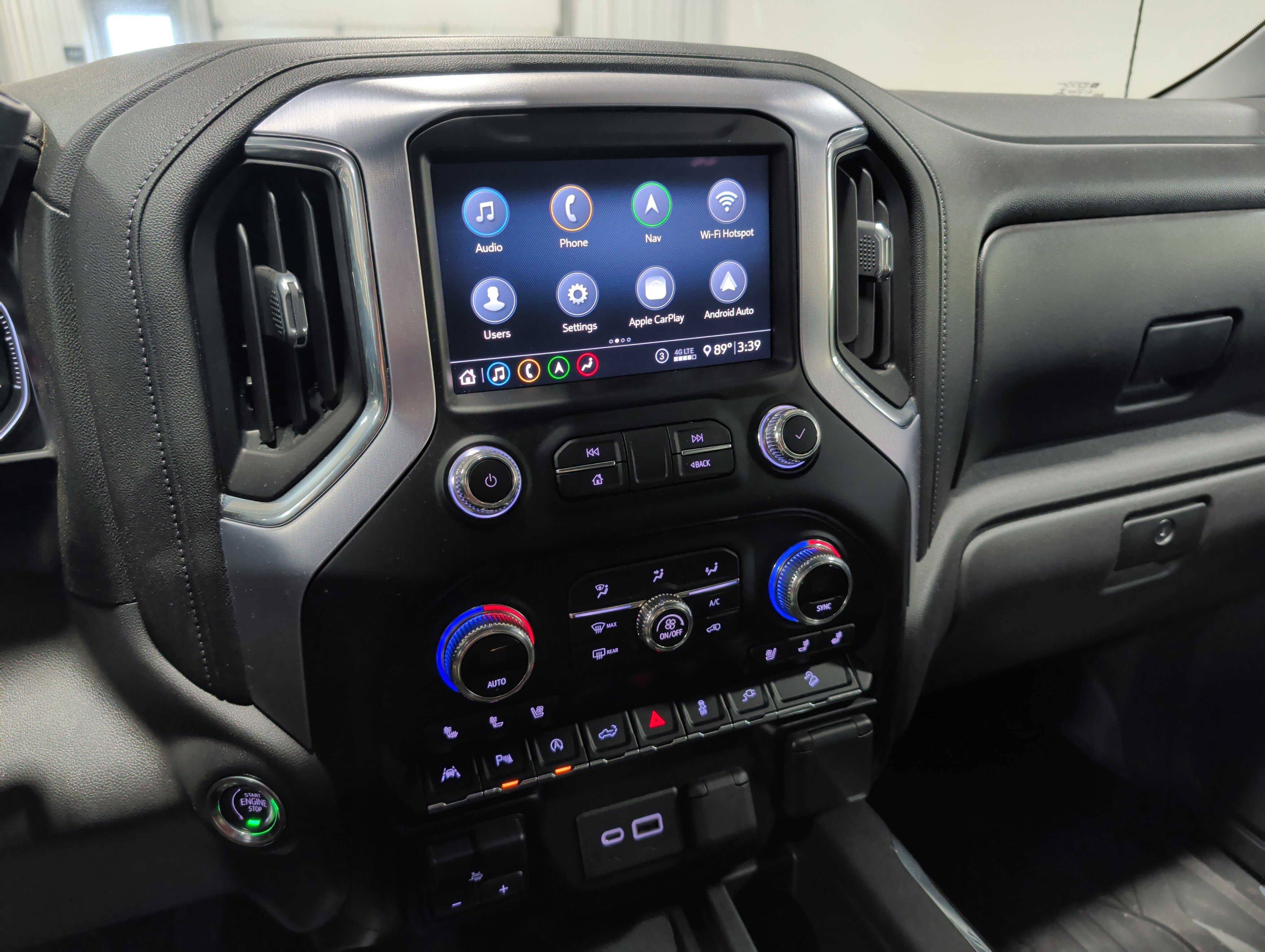 Used 2020 GMC Sierra 1500 SLT w/ SLT Premium Plus Package AWD/4WD image 10