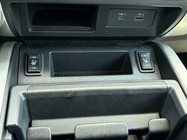 Used 2021 Nissan Titan SV w/ SV Convenience Package AWD/4WD image 25