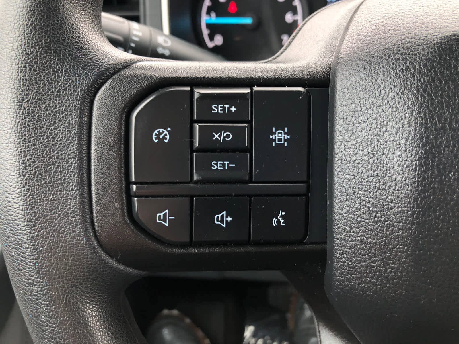 Used 2023 Ford F150 XLT image 7