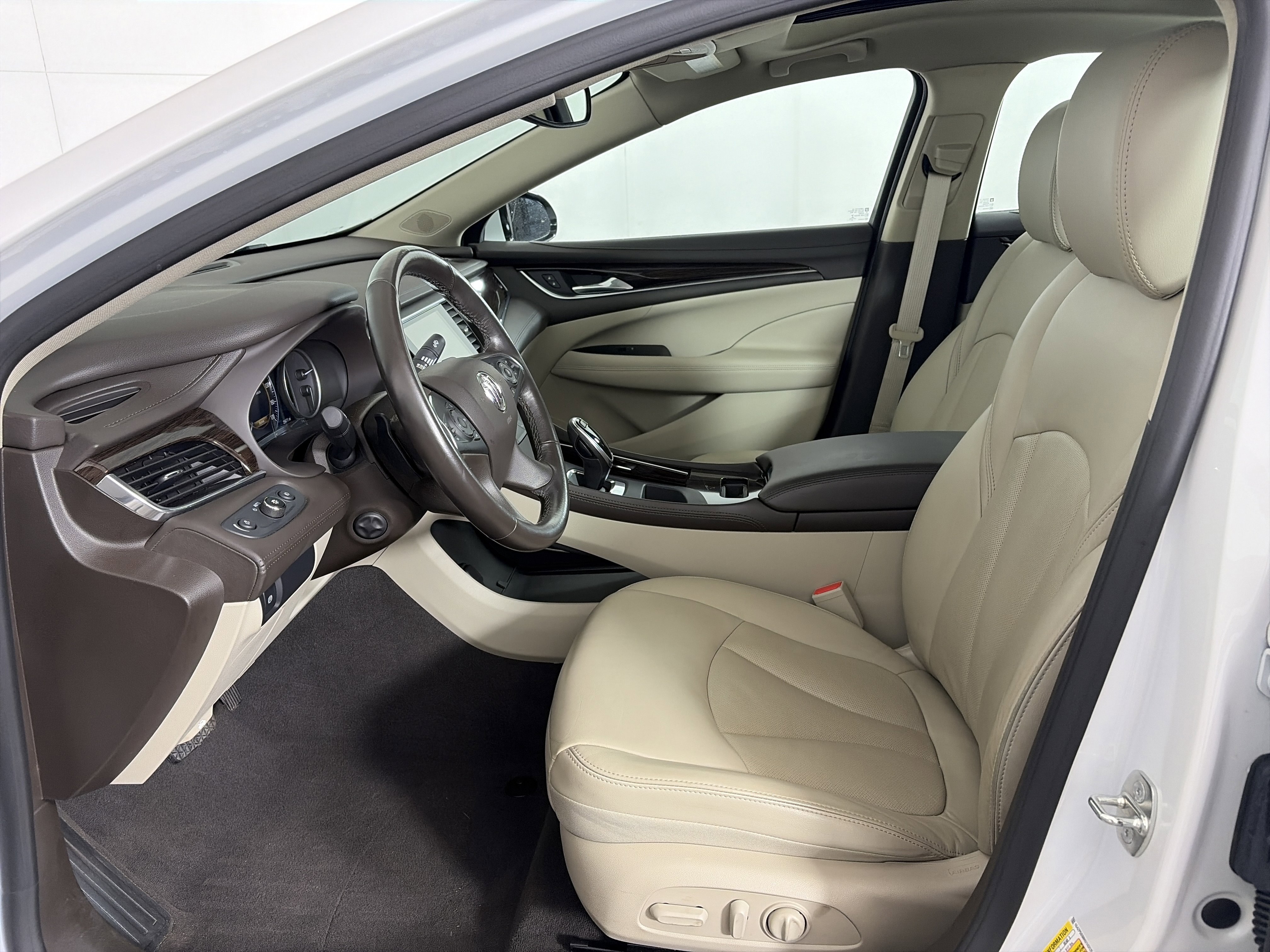 Used 2017 Buick LaCrosse Essence w/ Sun and Shade Package image 6