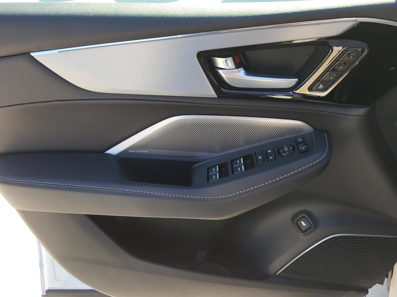 New 2026 Acura MDX FWD w/ Technology Package image 15