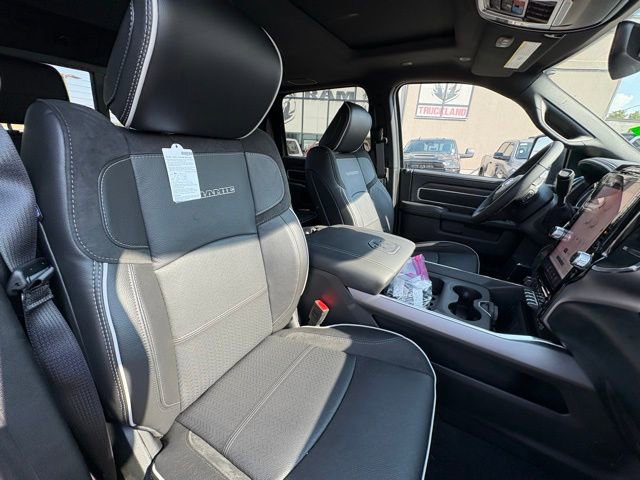 New 2026 RAM 2500 Laramie w/ Sport Appearance Package image 33