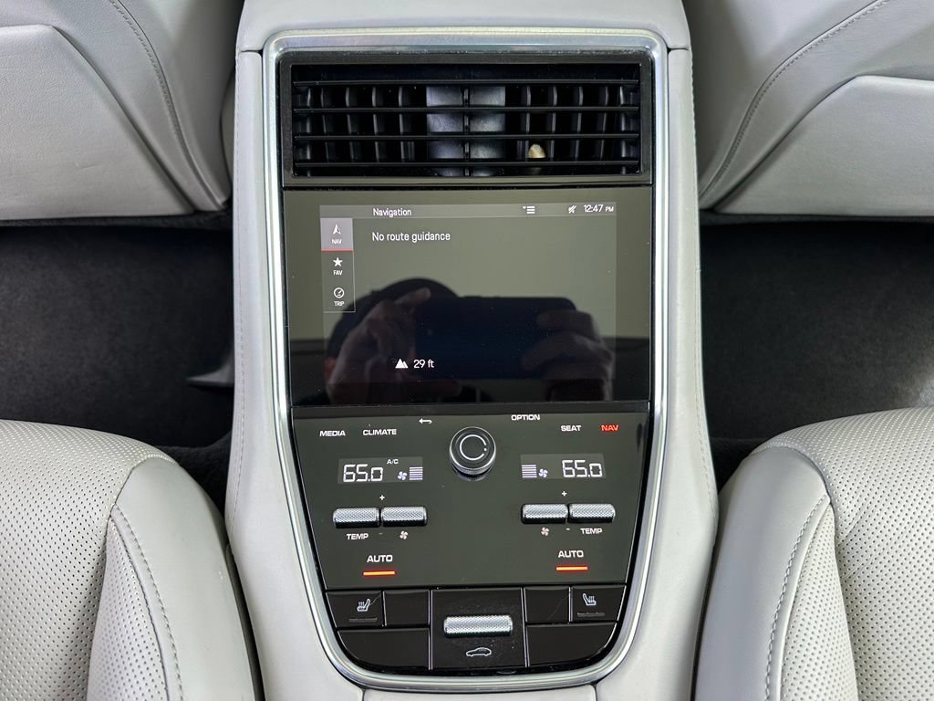 Certified 2023 Porsche Panamera Platinum Edition w/ Assistance Package RWD image 40