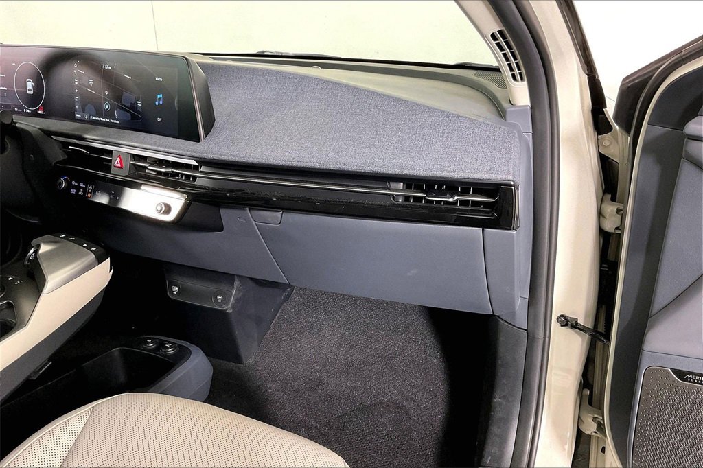 Used 2023 Kia EV6 Wind image 16