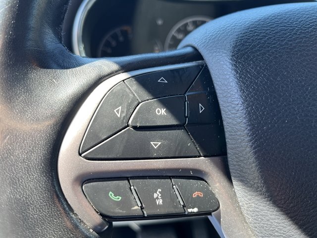 Used 2019 Jeep Grand Cherokee Limited w/ Luxury Group II AWD/4WD image 22
