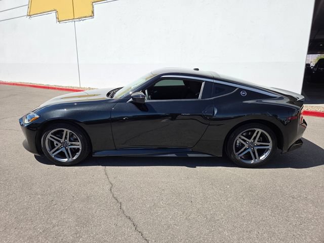 Used 2024 Nissan Z Sport w/ Floor Mat Package RWD image 3