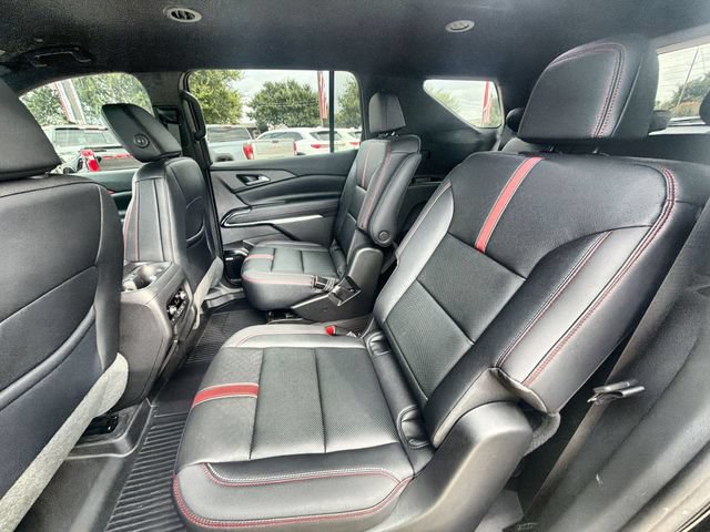 Used 2026 Chevrolet Traverse RS w/ LPO, Floor Liner Package AWD/4WD image 24
