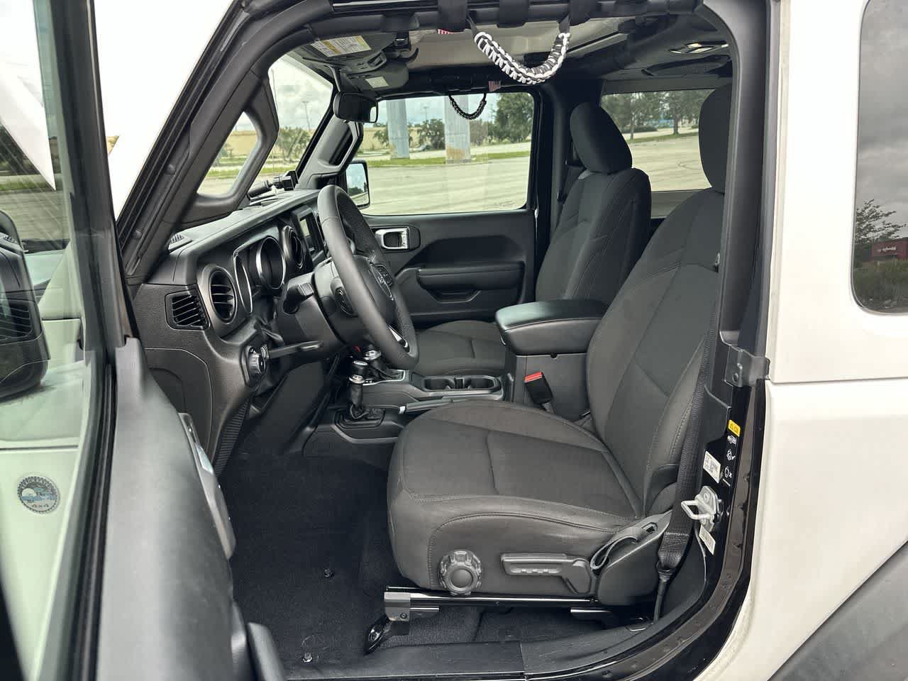 Certified 2023 Jeep Wrangler Sport AWD/4WD image 10