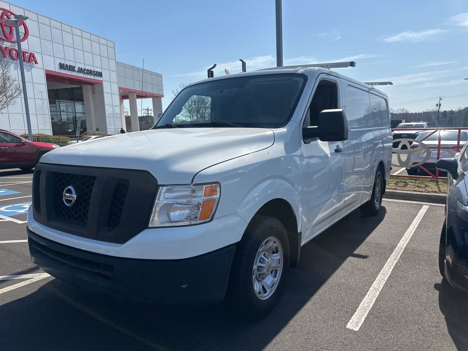 Used 2017 Nissan NV 2500 SV image 14