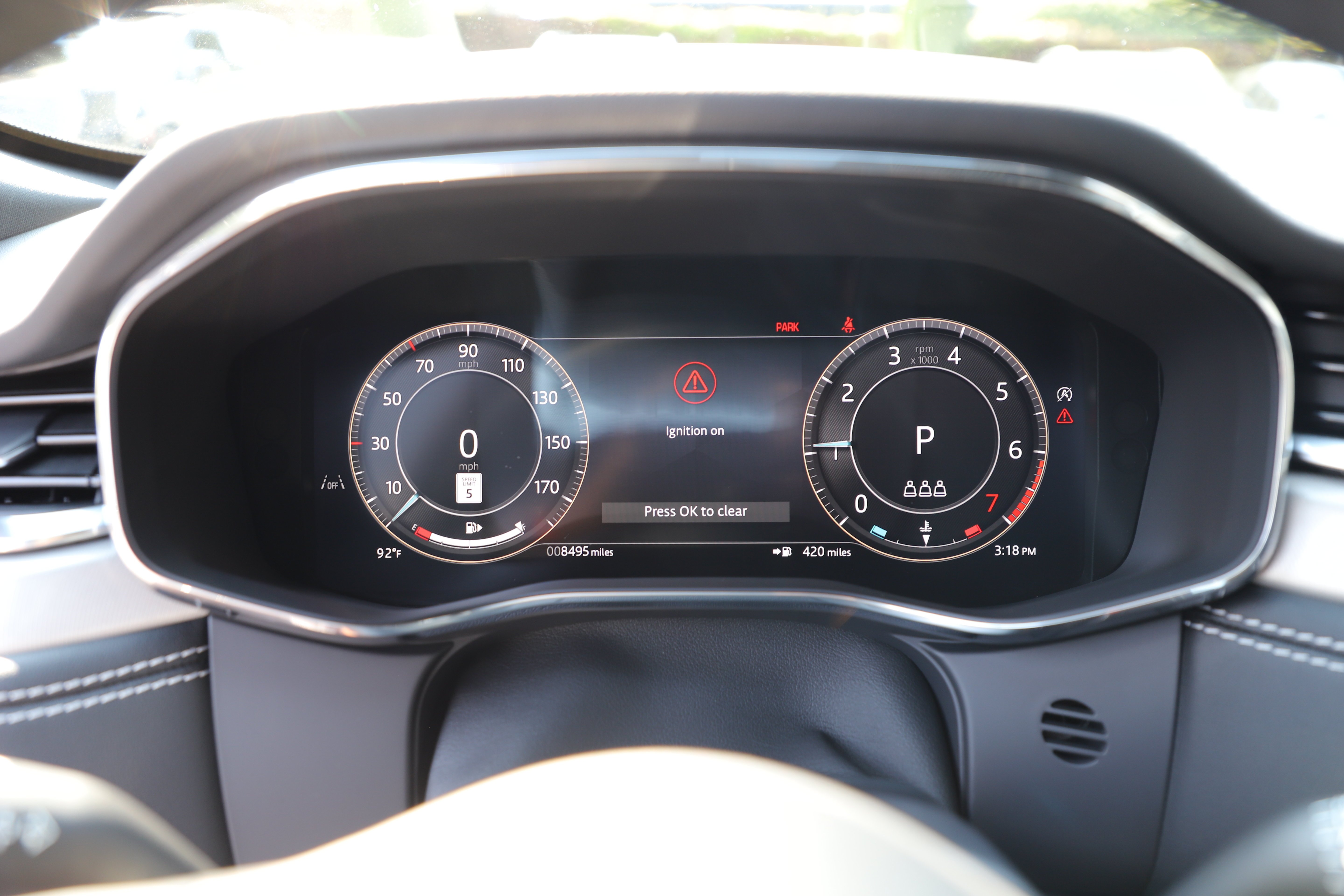 Certified 2025 Jaguar F-PACE R-Dynamic S AWD/4WD image 20