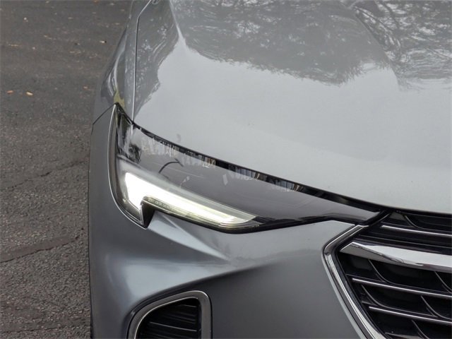 Used 2023 Buick Envision Essence image 10