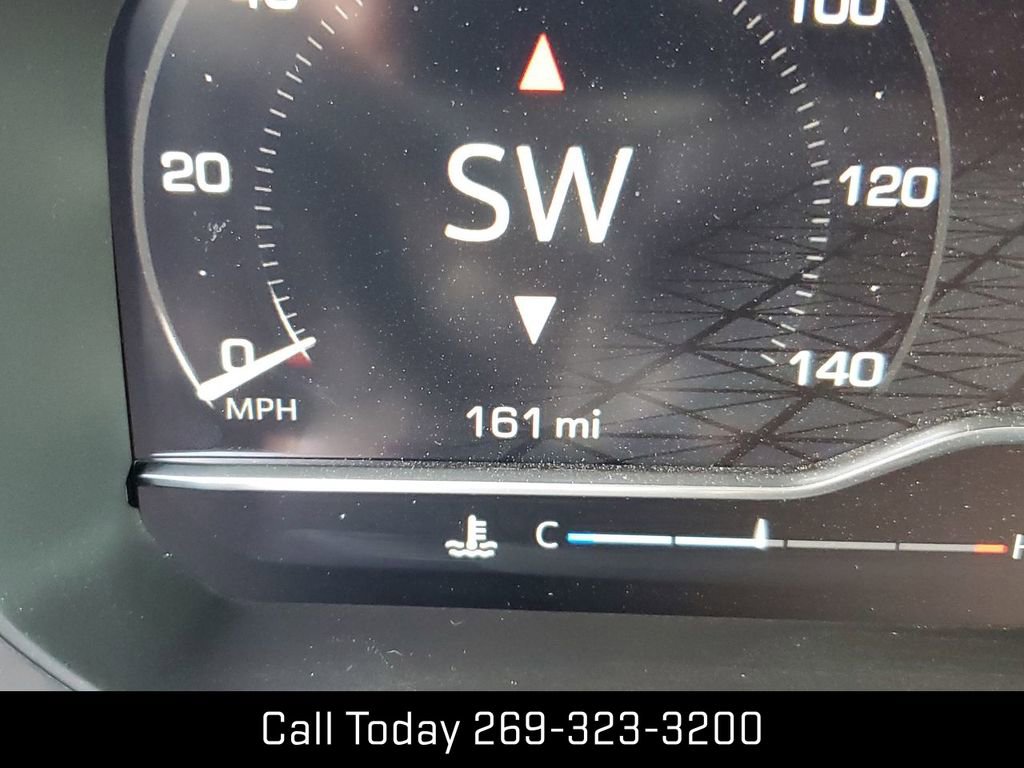 New 2025 GMC Sierra 1500 Elevation image 12