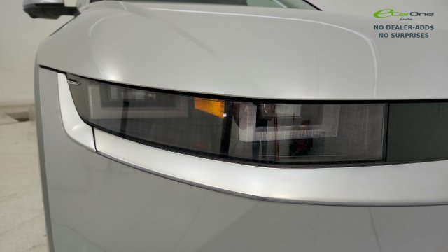 Used 2023 Hyundai Ioniq 5 Limited AWD/4WD image 24