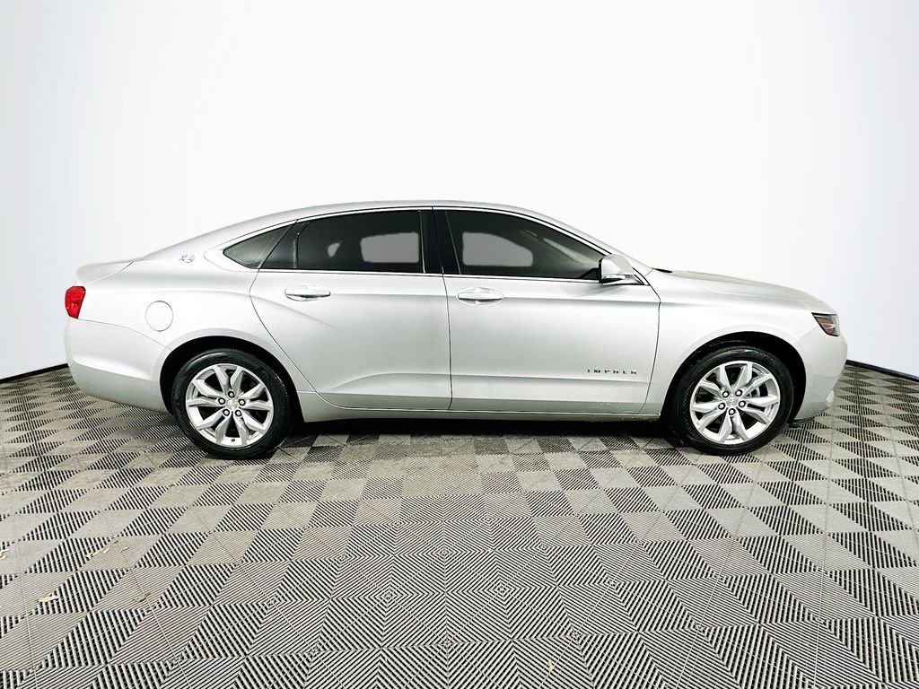 Used 2017 Chevrolet Impala LT image 12