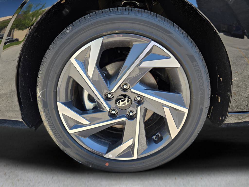 New 2026 Hyundai Elantra Limited FWD image 10
