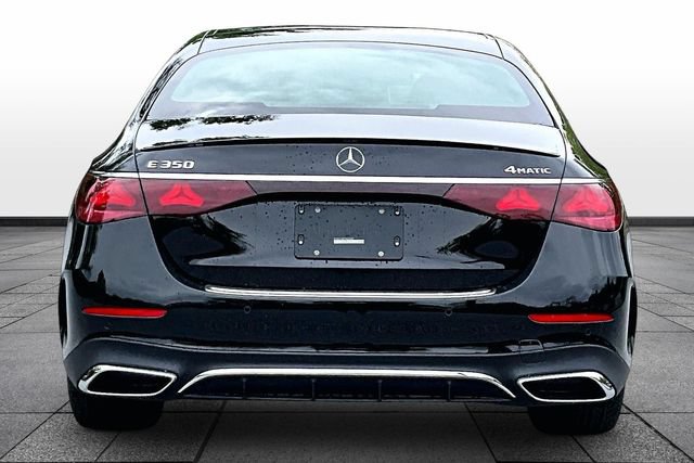 New 2026 Mercedes-Benz E 350 4MATIC Sedan image 4
