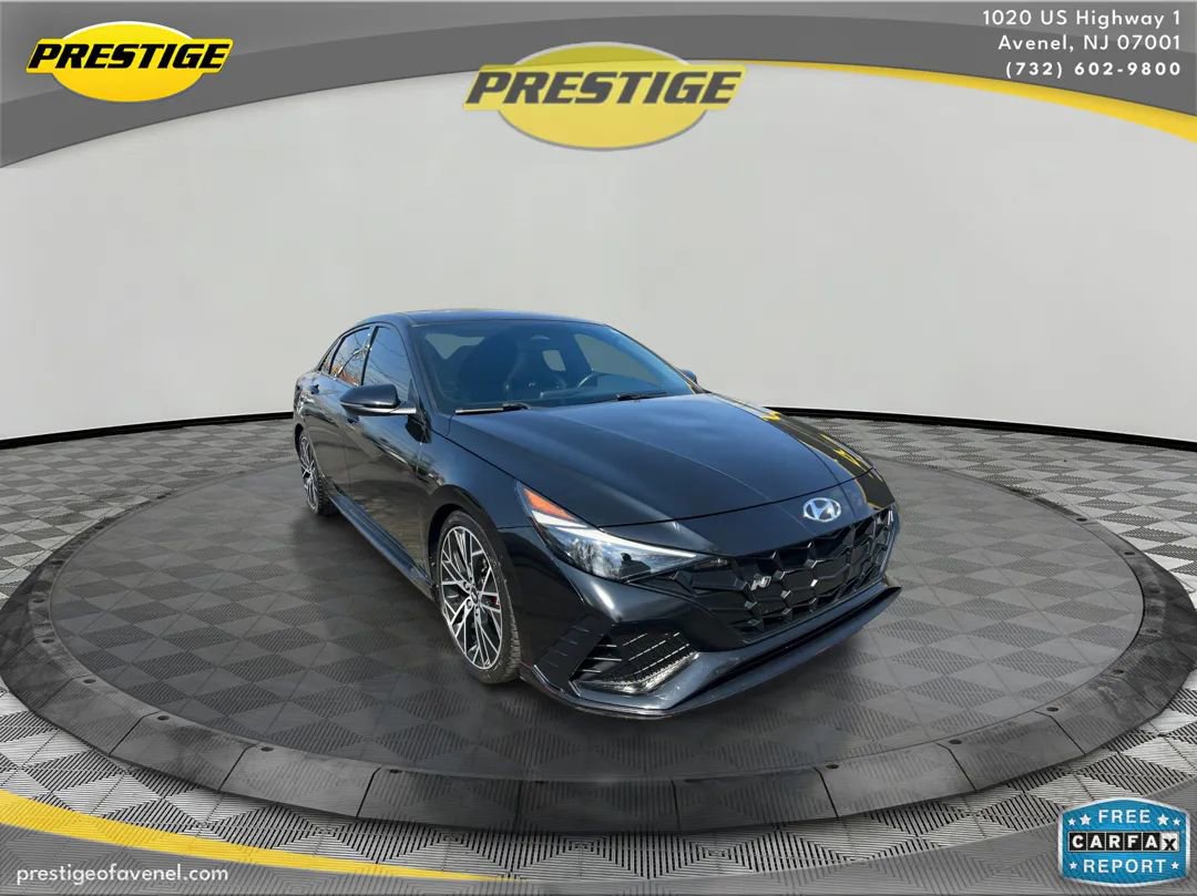 Used 2022 Hyundai Elantra N FWD image 3