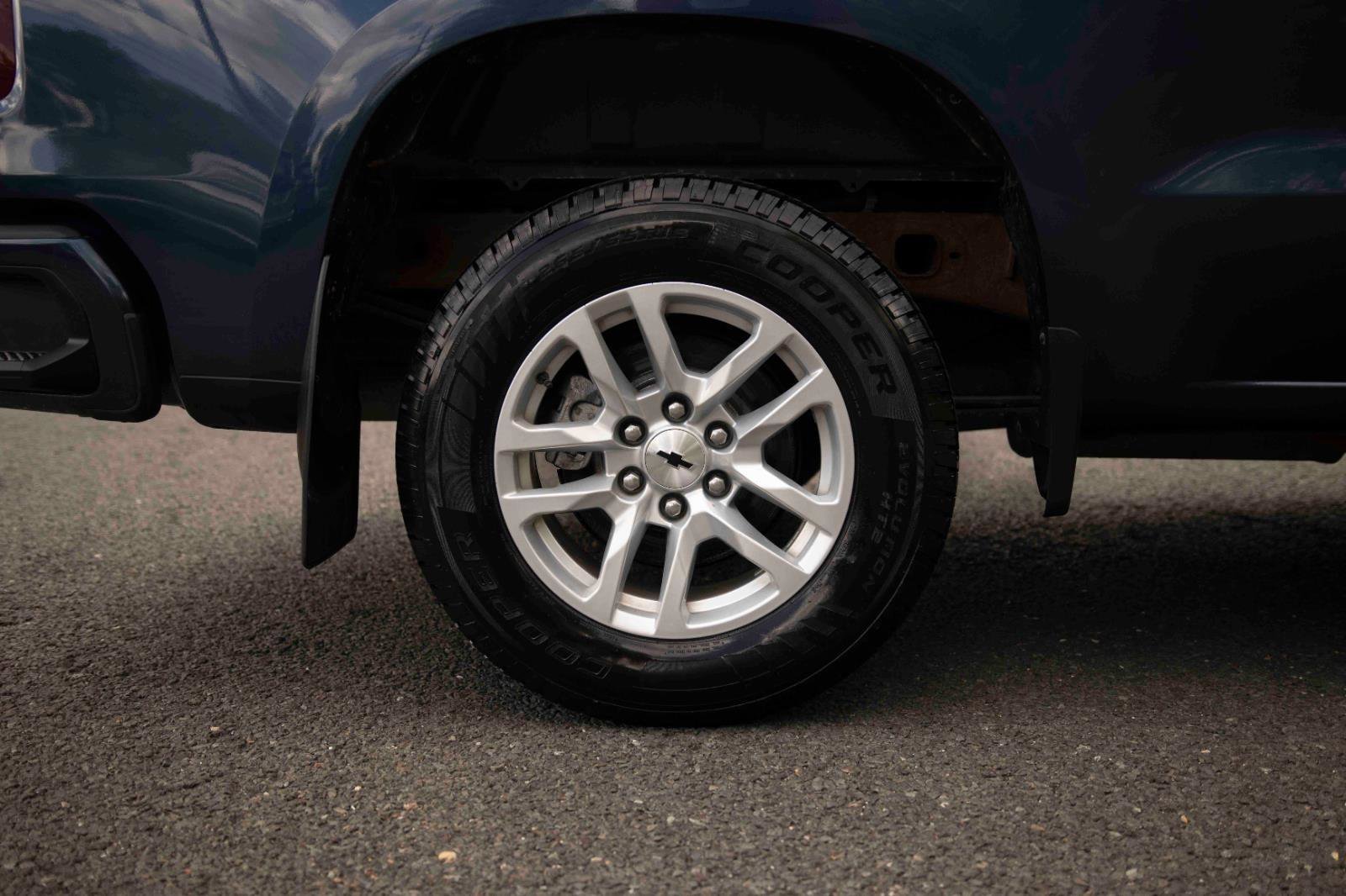 Used 2019 Chevrolet Silverado 1500 RST w/ All-Star Edition AWD/4WD image 24