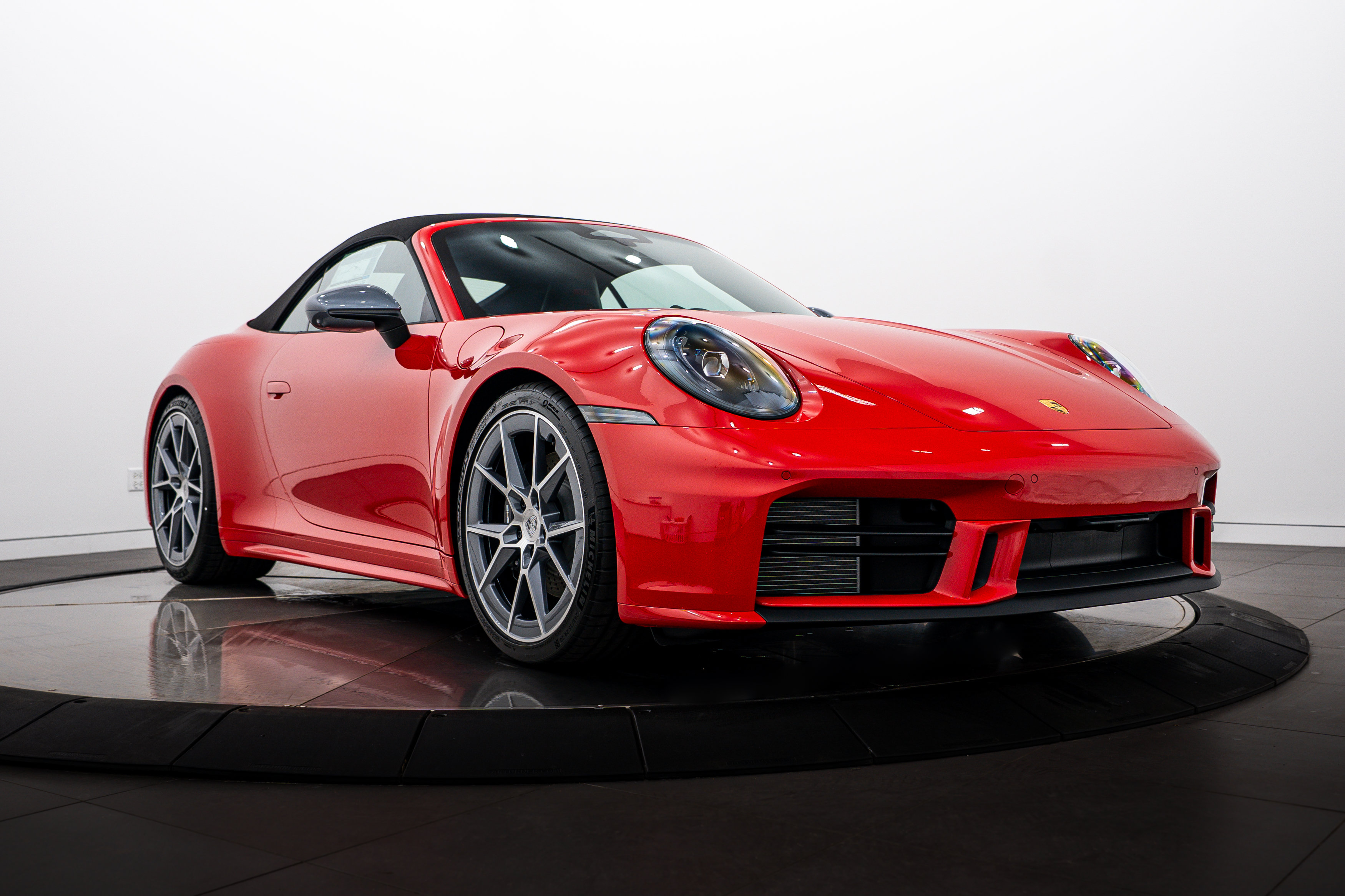 New 2026 Porsche 911 Carrera T RWD image 31
