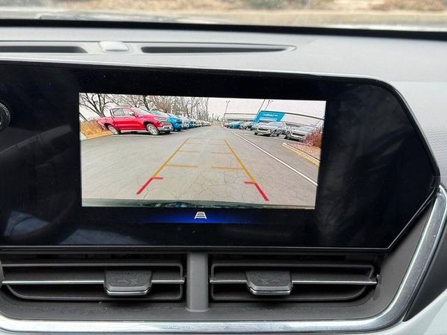 Used 2025 Chevrolet Trax LT w/ Driver Confidence Package image 23