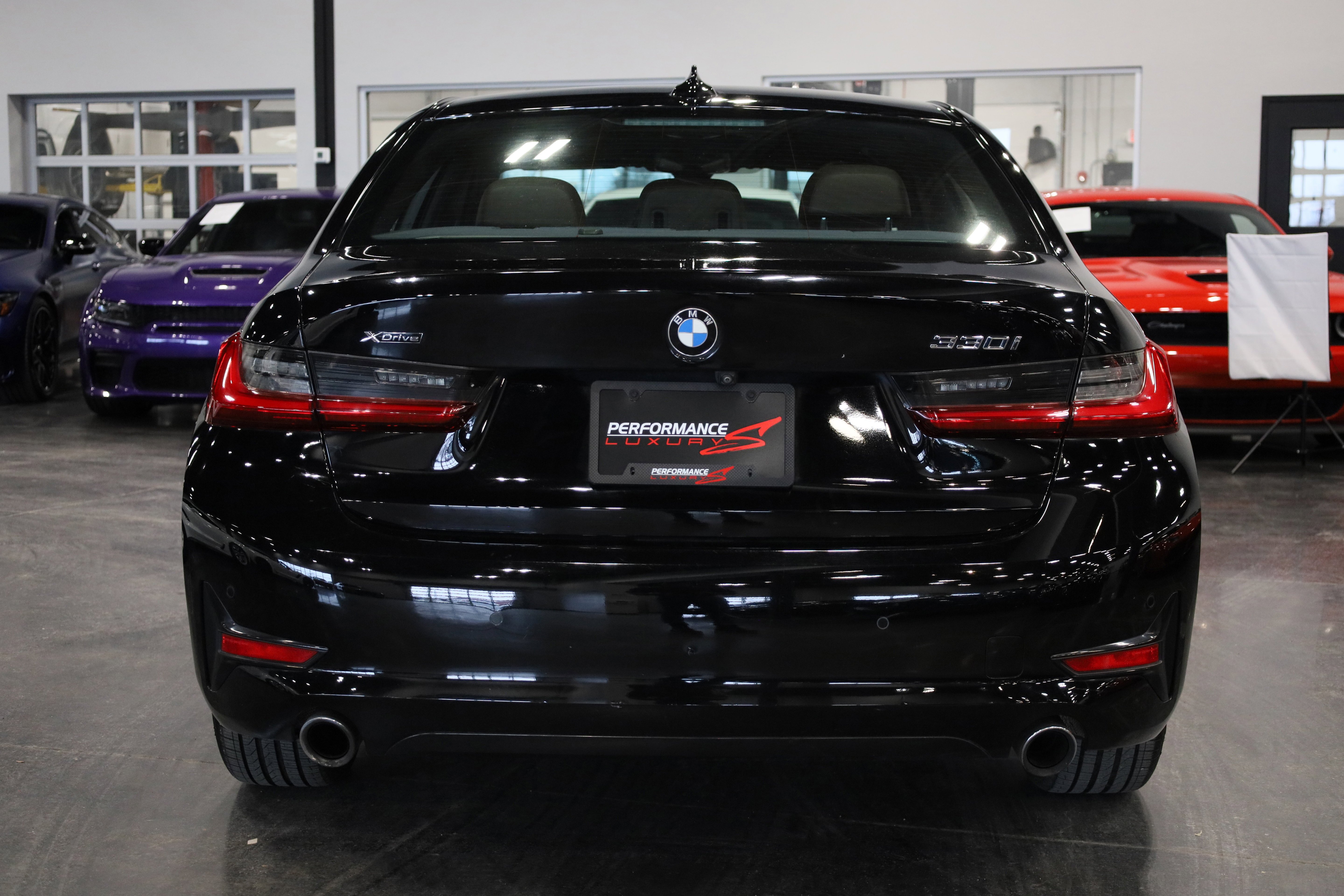 Used 2020 BMW 330i xDrive Sedan w/ Premium Package image 5