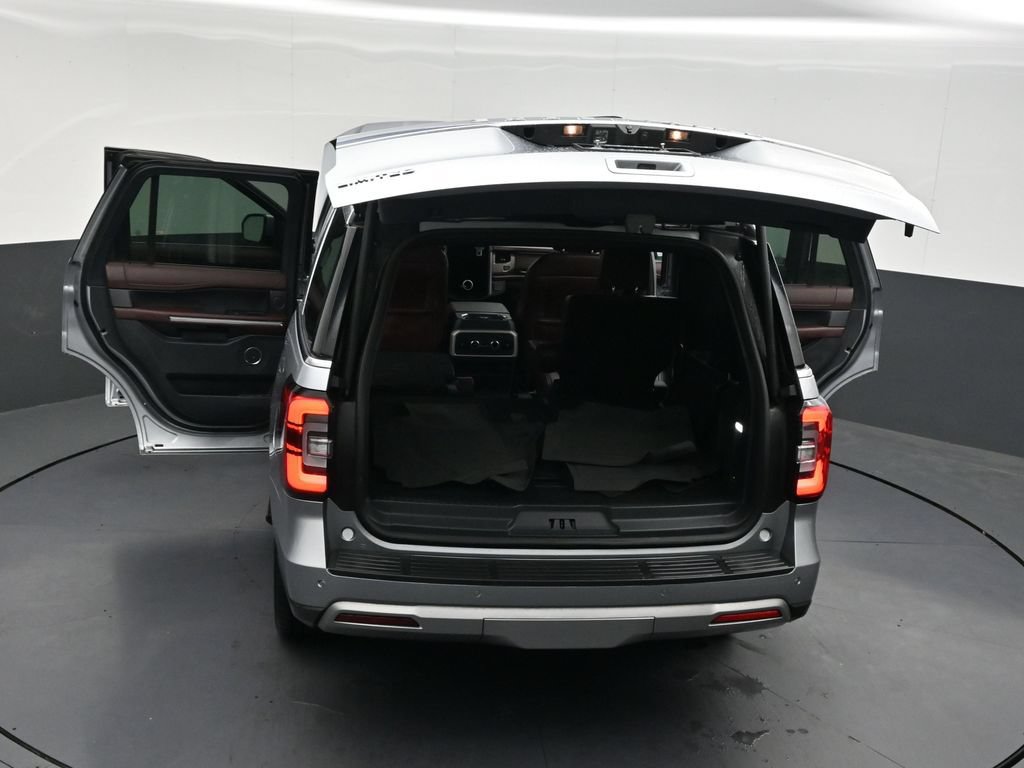 Used 2023 Ford Expedition Limited AWD/4WD image 35