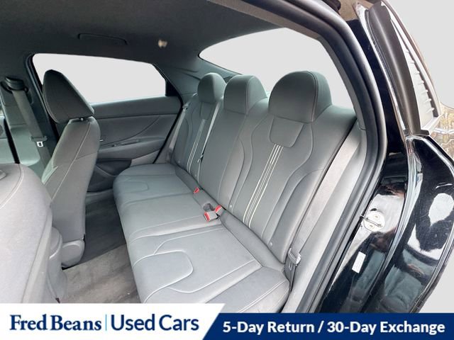 Used 2023 Hyundai Elantra SEL image 24