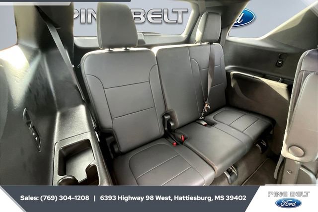 Used 2023 Chevrolet Traverse LT w/ LT Premium Package image 21