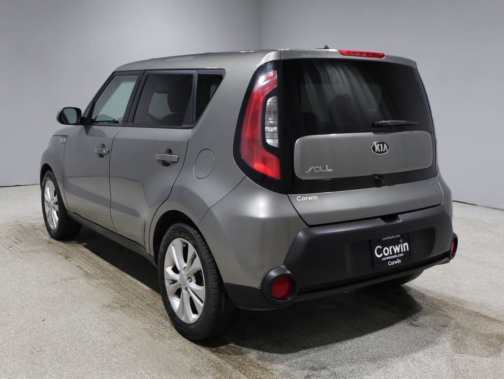 Used 2015 Kia Soul + image 5