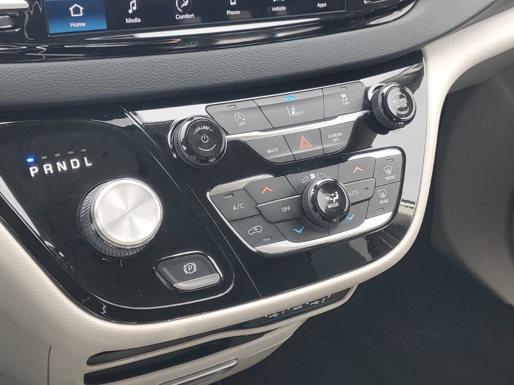 Used 2022 Chrysler Pacifica Touring-L FWD image 22