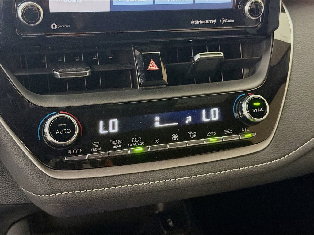 Used 2021 Toyota Corolla XSE image 18