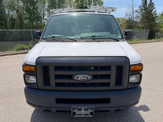 Used 2014 Ford E-250 and Econoline 250 w/ Power Group RWD image 2