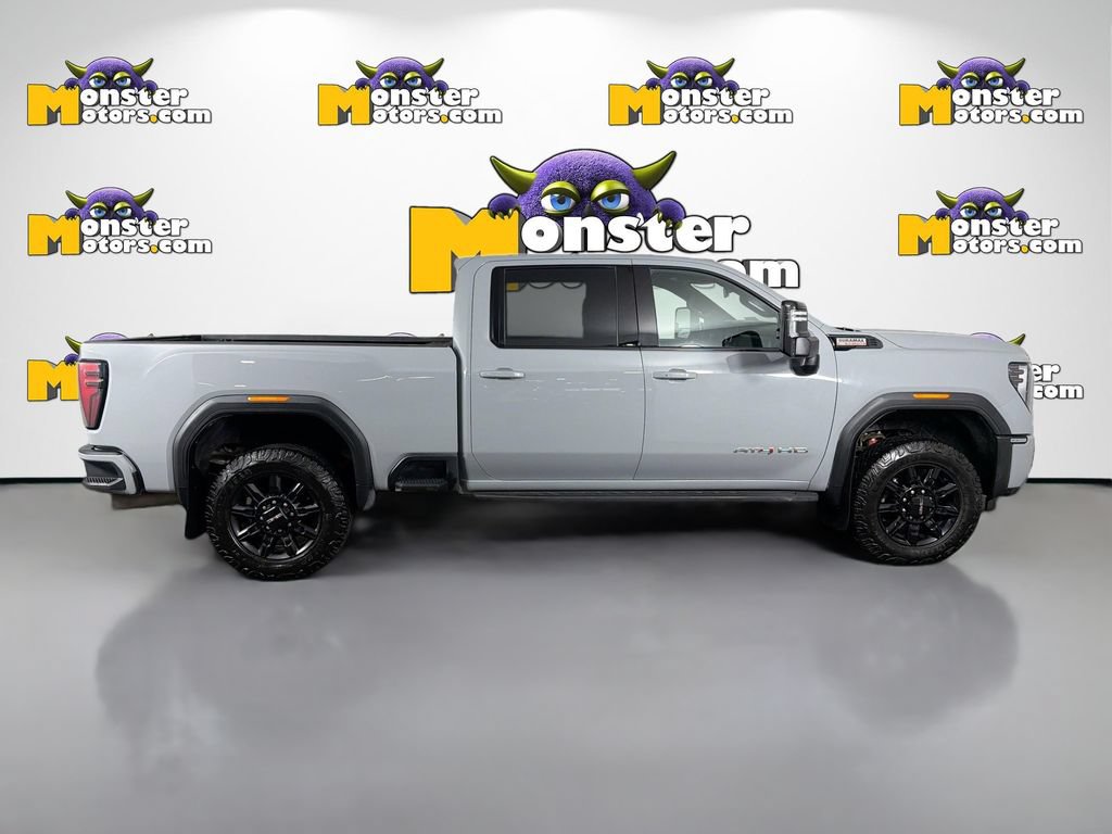 Used 2025 GMC Sierra 2500 AT4 AWD/4WD image 4