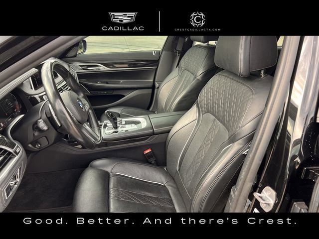 Used 2020 BMW 740i w/ M Sport Package RWD image 22