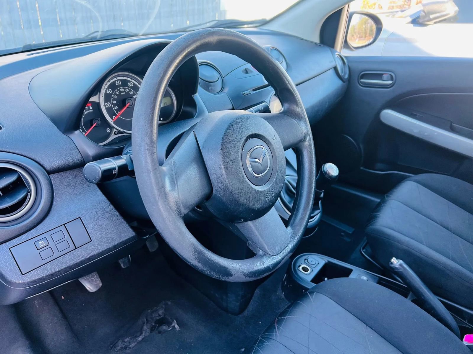 Used 2012 MAZDA MAZDA2 Sport image 24